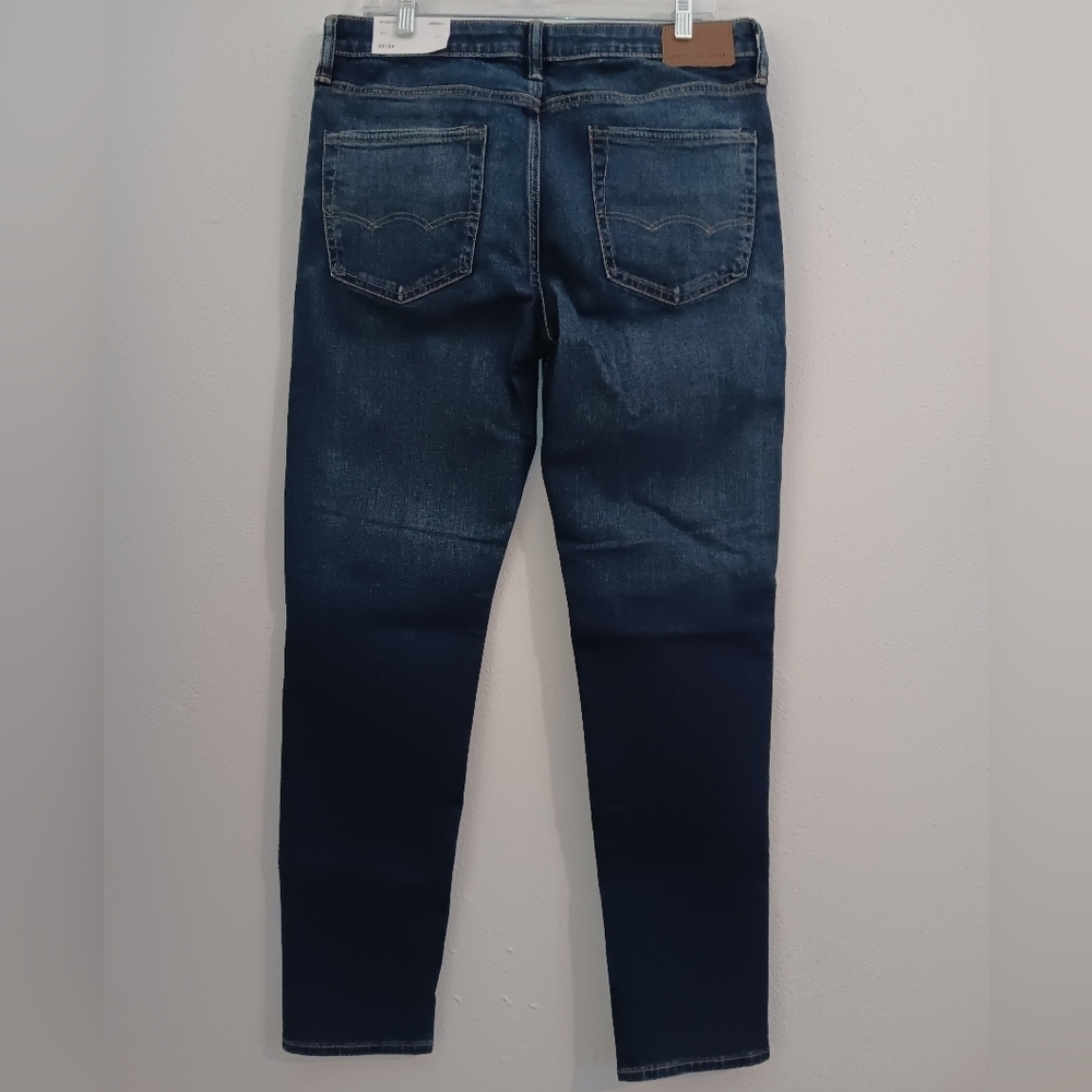 American Eagle Airflex + men's jeans classic blue size 32 x 34 athletic fit NWT